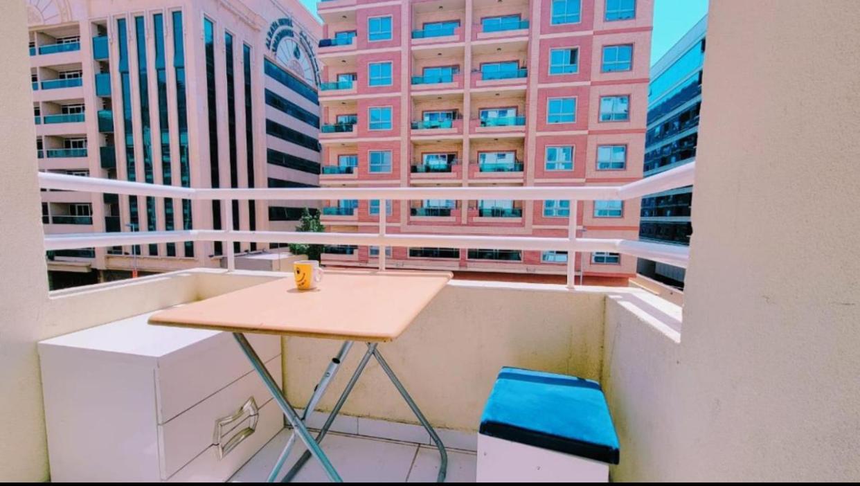 Dxb Hostel Near Adcb Metro Station Dubaj Exteriér fotografie