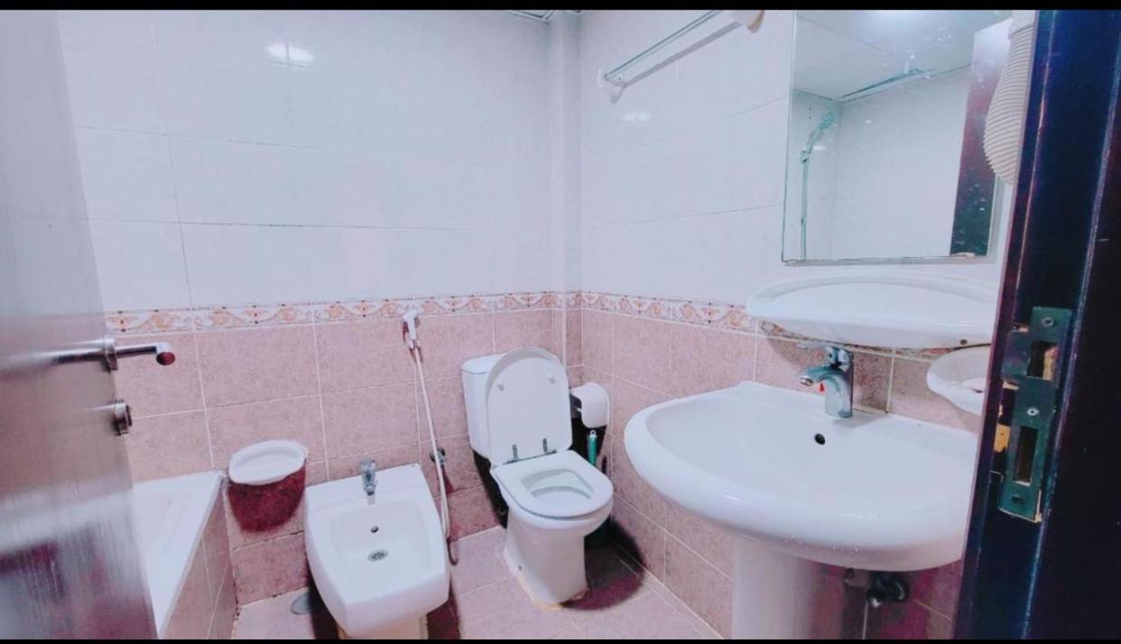 Dxb Hostel Near Adcb Metro Station Dubaj Exteriér fotografie